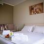Crown Hotel
