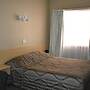 COOEE MOTEL
