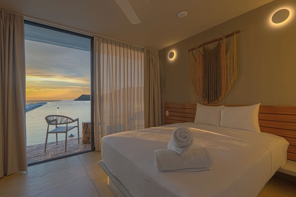 HOTEL UNU