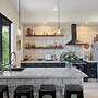 Escape to a Mountain Retreat in Beechmont, Australia