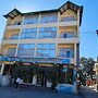 Hotel Pangot Himalayan View