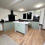 House-sleeps8-parking-garden
