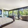 Fireplace Suite - Ocean Views & Beach