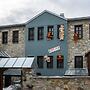 Rock Dandy La Maison De L’Ours | Top Fireplace Retreat