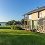 Sauna Villa by the Lake