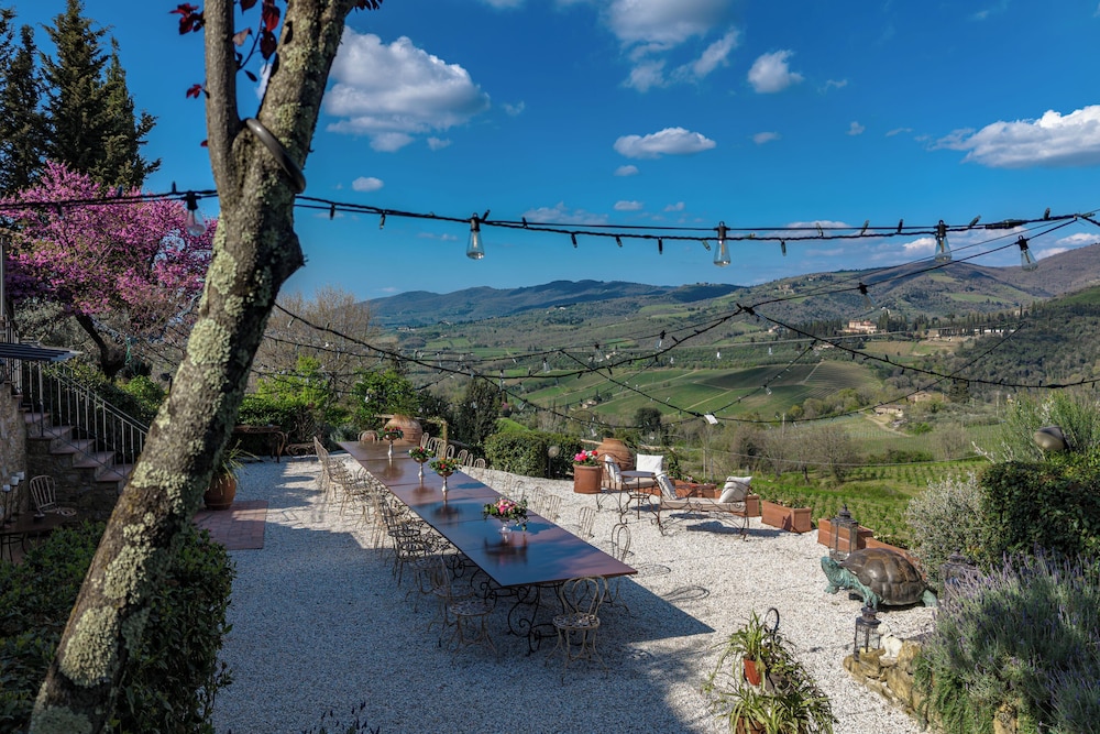 Villa Chianti With Exclusive Pool And Typical Barn