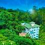 HOTEL EMERALD INN