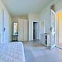 Hotel with swimming pool just 300 mt from the Baia delle Mimose-beach