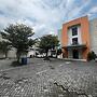 OYO 94442 Jebres Inn