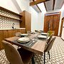 Los Angeles With 3 Bedrooms and 3 Bathrooms