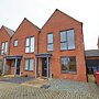 Derby 2 Bed House 3 Min Walk to Hospital