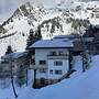 Arlberg Motel
