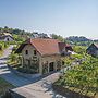 Vineyard Cottage Brodaric