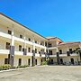 Grand Place Resort