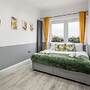 1 Bed Flat - Sleeps 3 - Parking - Wifi