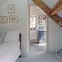 Mill House & Cottage - on Cotswold Way