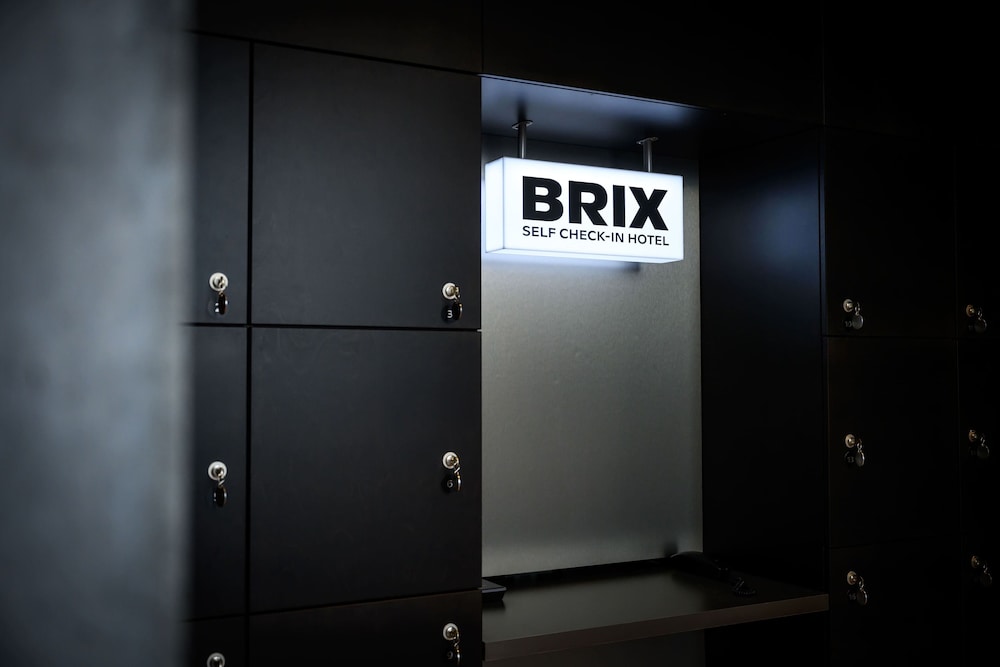 BRIX - Self Check-In Hotel