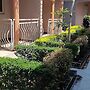 Meltonia Luxury Inn
