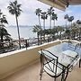 One Bedroom Apartment With a sea View Right by the Croisette Beaches a