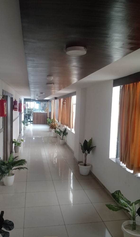 Hotel Paradise -Ahmedabad
