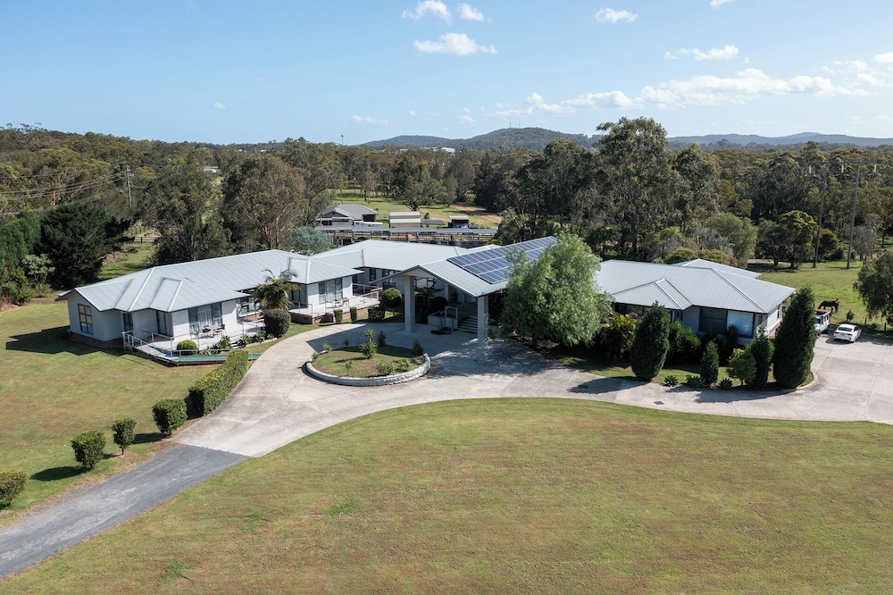 Lake Macquarie Manor