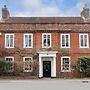 Country Retreat - Sleeps 14 - Large Garden