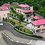 Mist n Meadows Resort