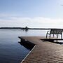 Cozy 4BR Lakeside Cottage with Sauna