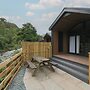 Lingy Luxury Family Pod