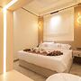 Deep Hotel