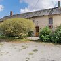 Farmhouse in Giroux Near Forest & Lake