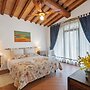 Relaxing Tuscan Country Near Florence