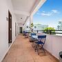 Room 3: Vibrant Walkable Hub in Santurce