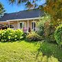 Saguenay-lac-saint-jean Getaway 3-bedroom Holiday Cottage With Garden 
