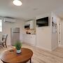 3 Mi to Main St & Beach: Coastal Cape Cod Escape!