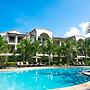 3BD Beauty in Coco - Have Coffee or Meals Overlooking Pool