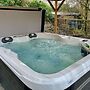Luxury Cottage With Hot Tub & Views