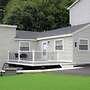 Lake Access 4 Bed 3 Bath HOT TUB