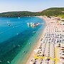 Beachfront Hotel Palma Jaz