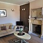 Cottage in UK With Garden & Tennis Court