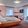 LuCA HOTEL