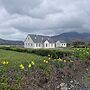 Villa Daffodil - Sleeps 2 & Stunning Seaside Views