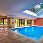 Cottage in Cotswolds With Private Pool Access