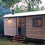 Shepherd's Hut in Sussex With Fire Pit & Wildlife