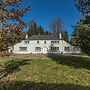 5 Bedroom Holiday Home in Cornhill, No Deposit