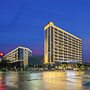 Rezen Longuu Hotel - Guangzhou Baiyun Airport Cultural Tourism City