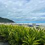 Incr vel Flat a Beira mar na Praia de Guaratuba SP