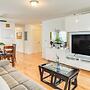 1 Mi to Downtown & Palladium: Worcester Getaway!