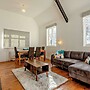 Old School House-2 Bedroom-sleeps 6-large Garden