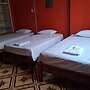 Plaza Jungle Hostel